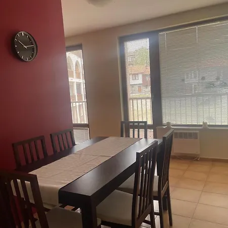 아파트 27 Monastery